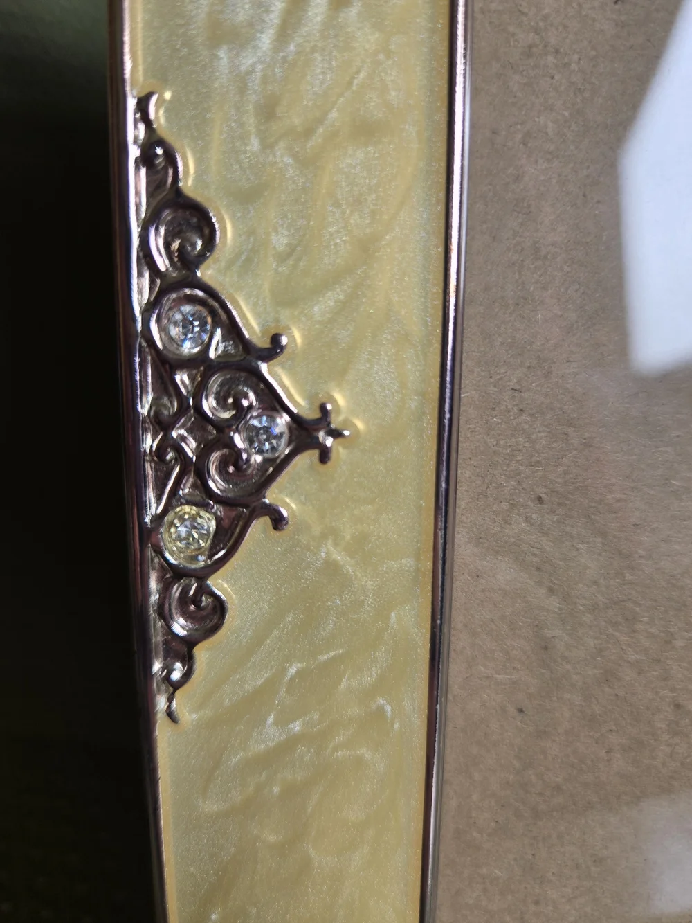 N/A yellow gold