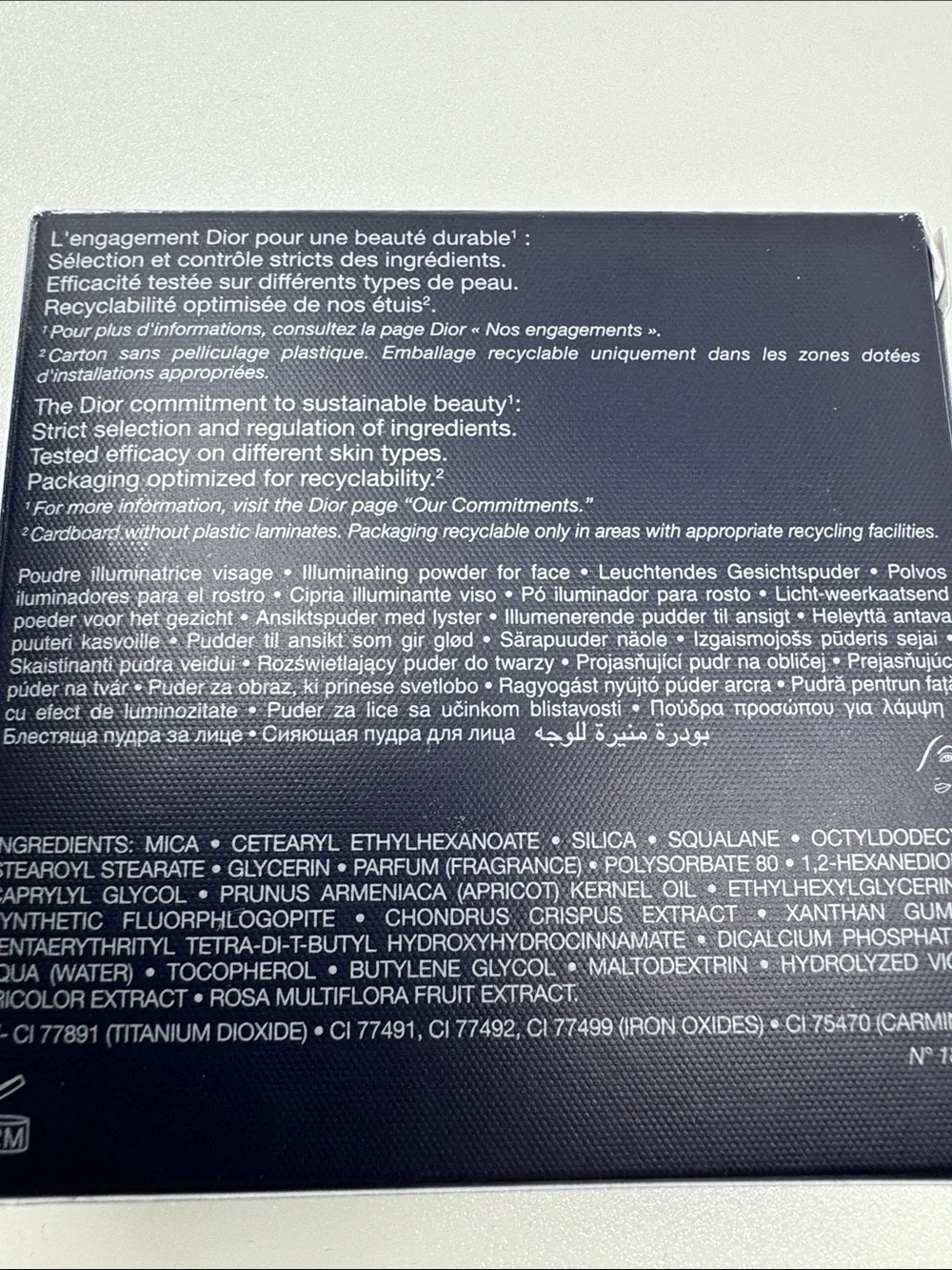 Dior compact glossy