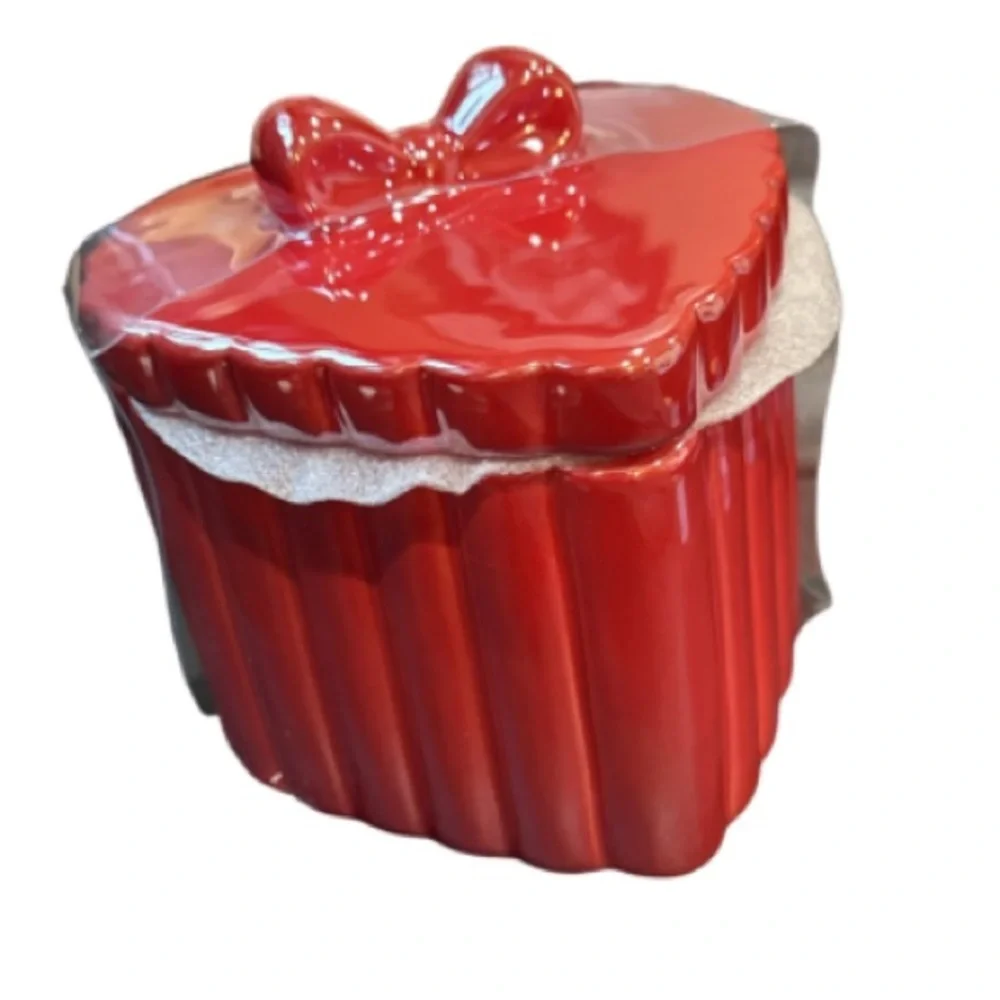 Target charming red