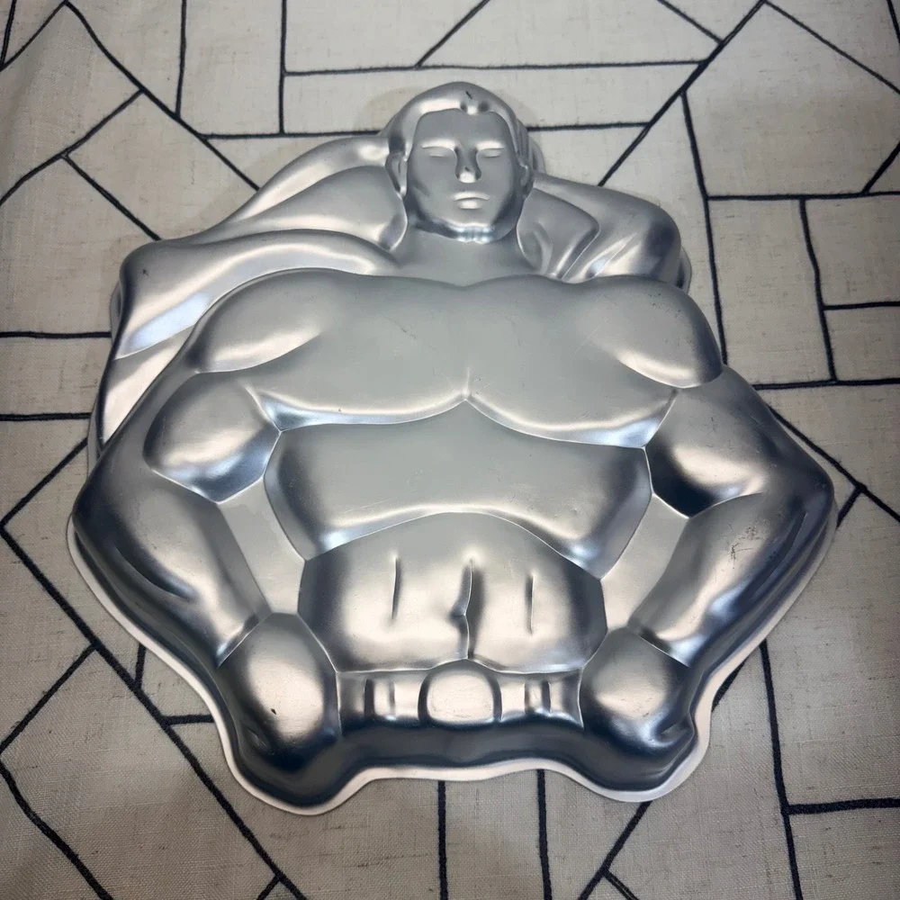 Wilton Superman Cake Pan 14