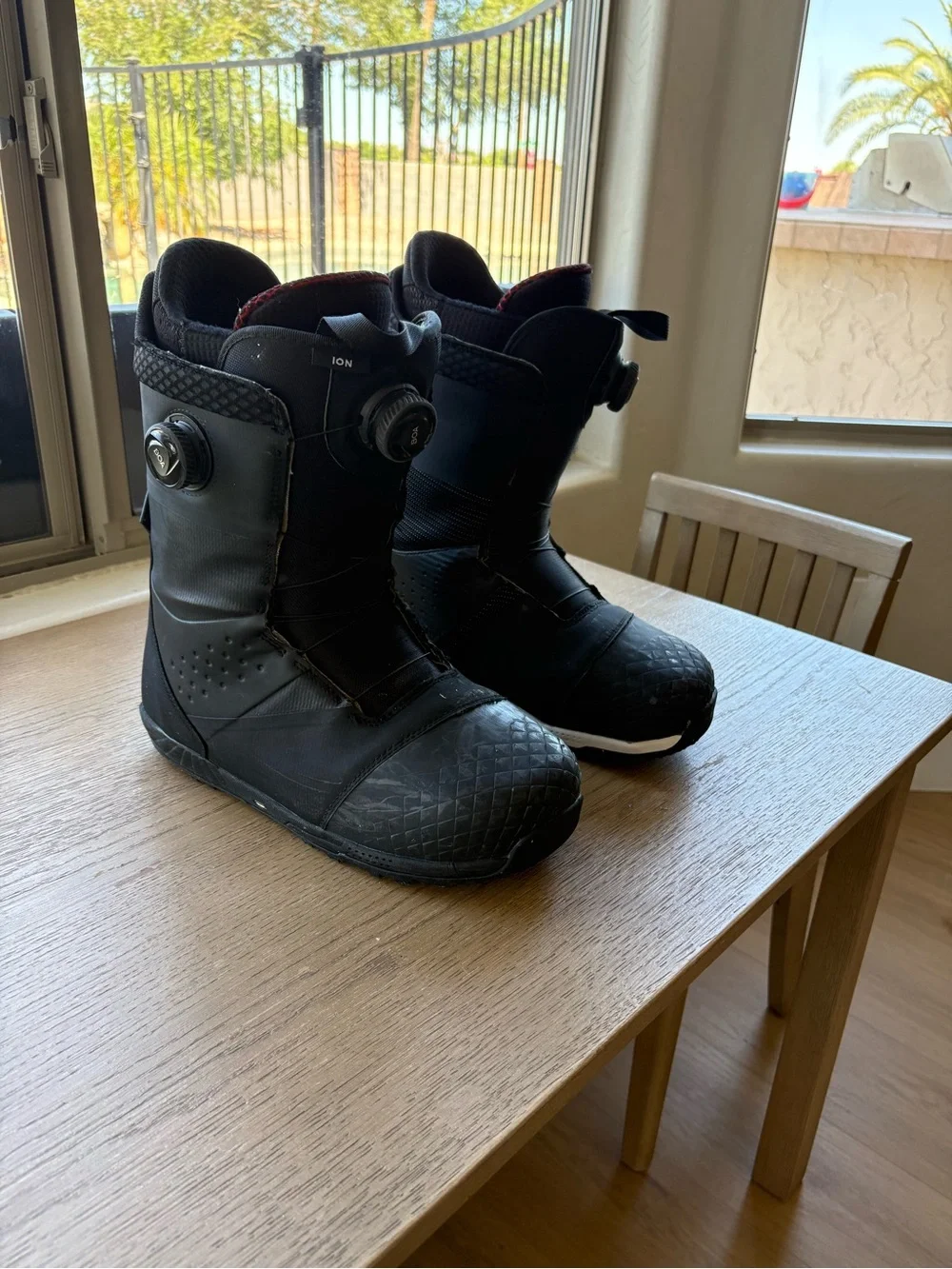 Burton durable snow