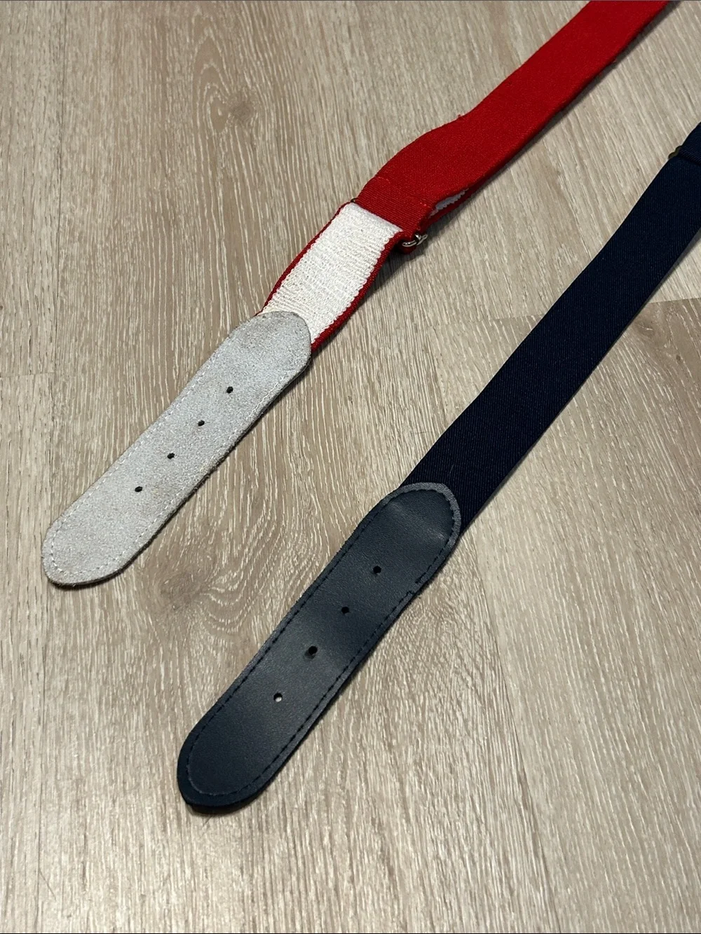 Academy adjustable red