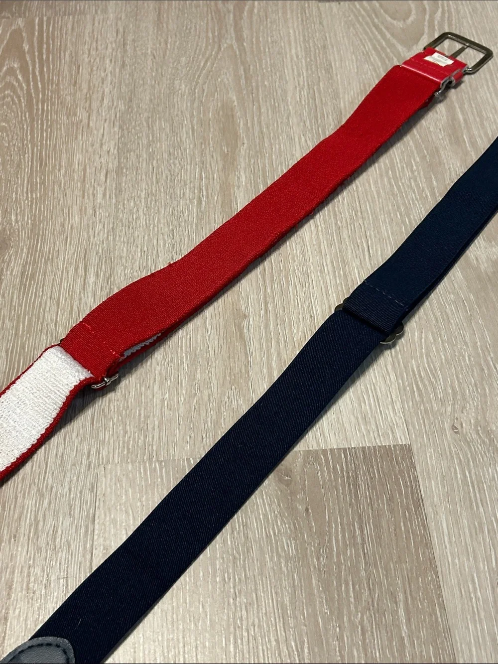 Academy adjustable red