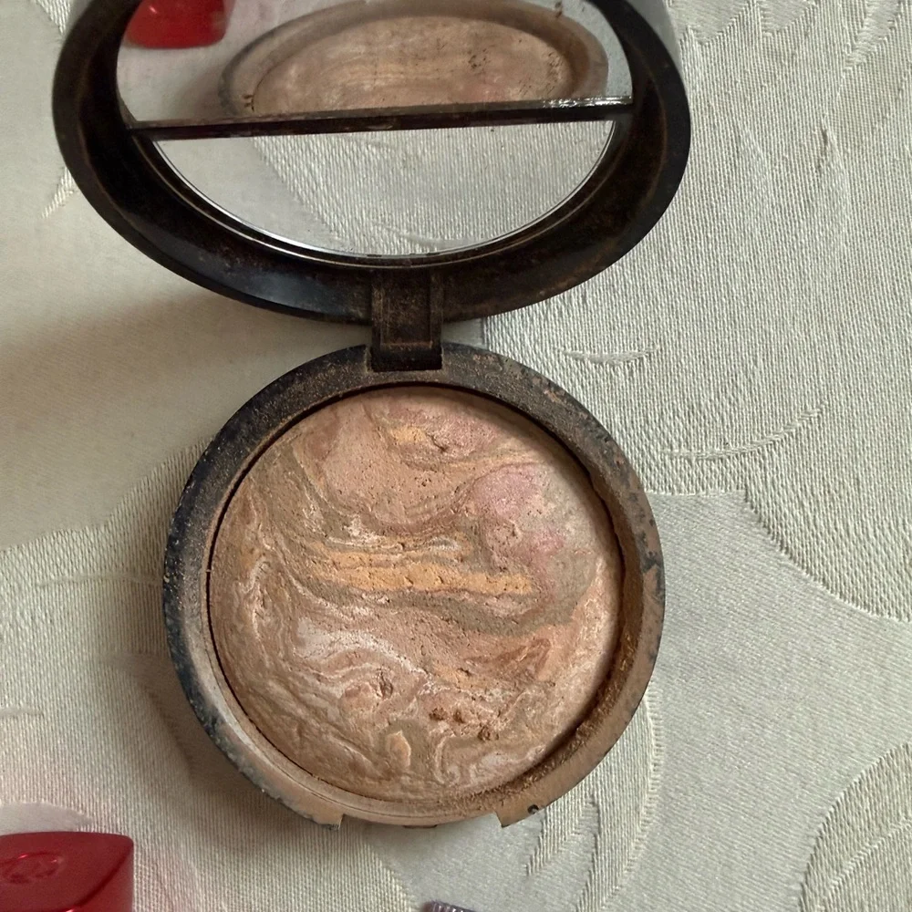 Laura Geller mixed beauty