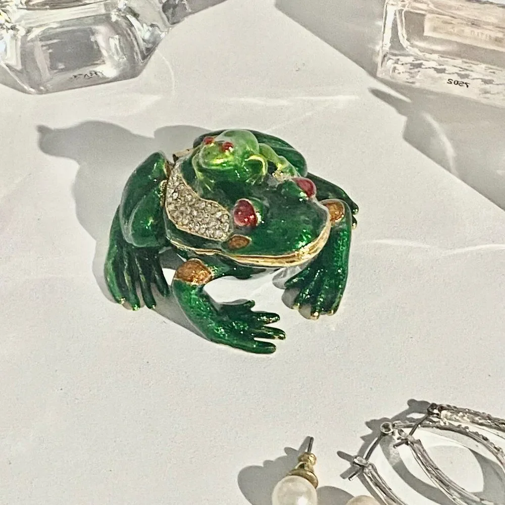 Green Frog Trinket Box