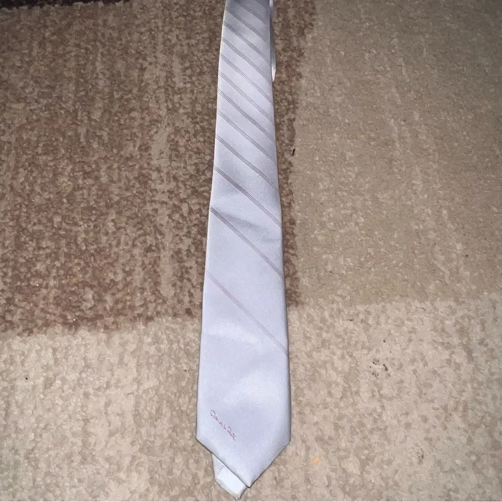 Oscar De La Renta tie