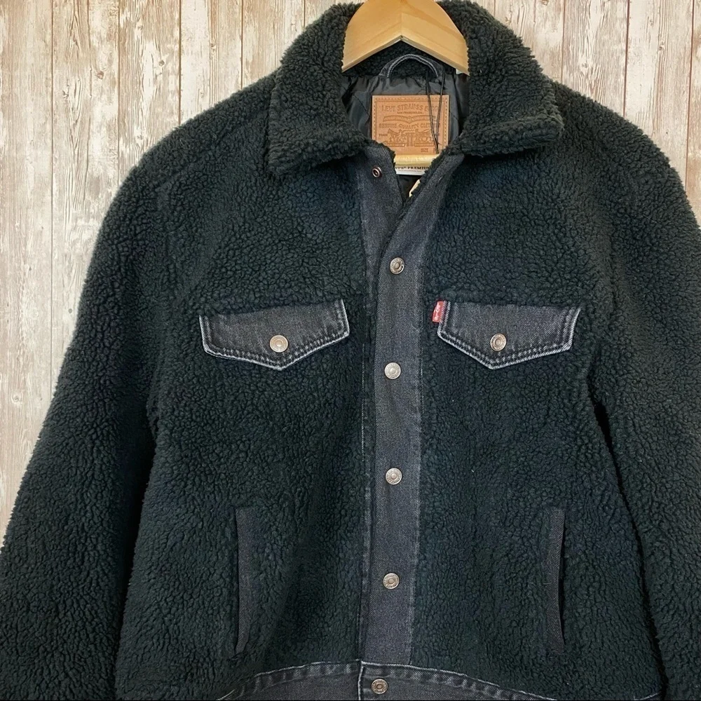 nwt levi’s