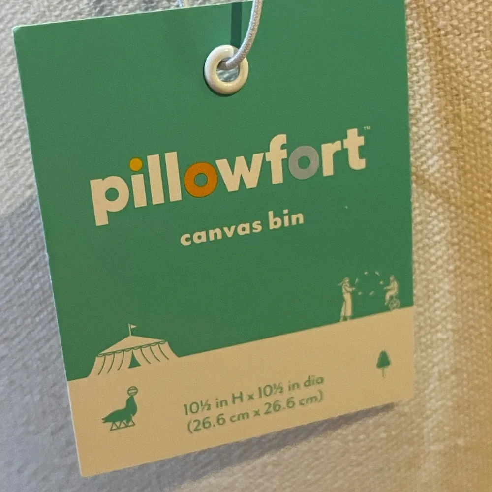 Pillowfort nwt canvas