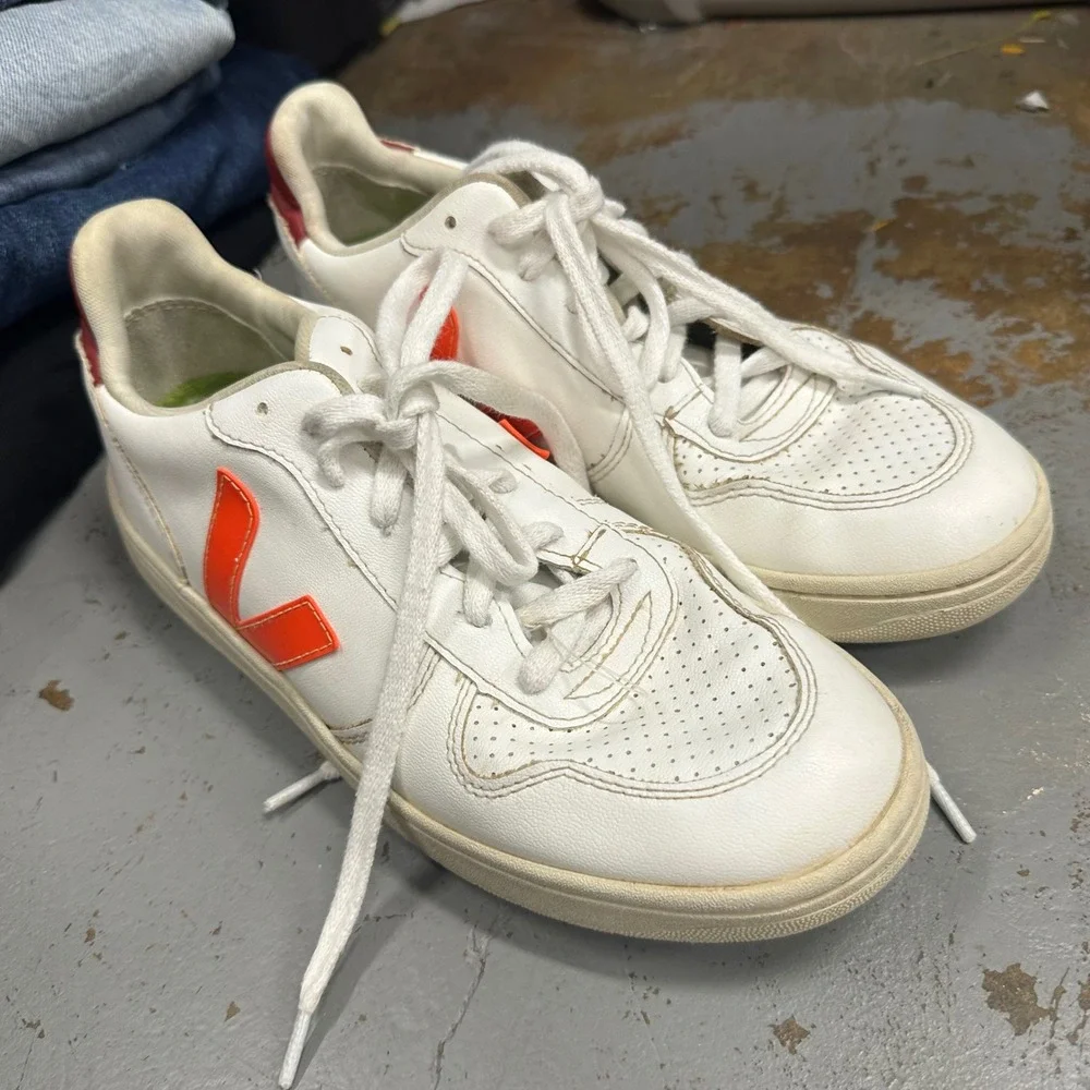 Veja‎ V-10 White Leather Sneakers Orange Burgundy Accents Womens US 9 EUR 40