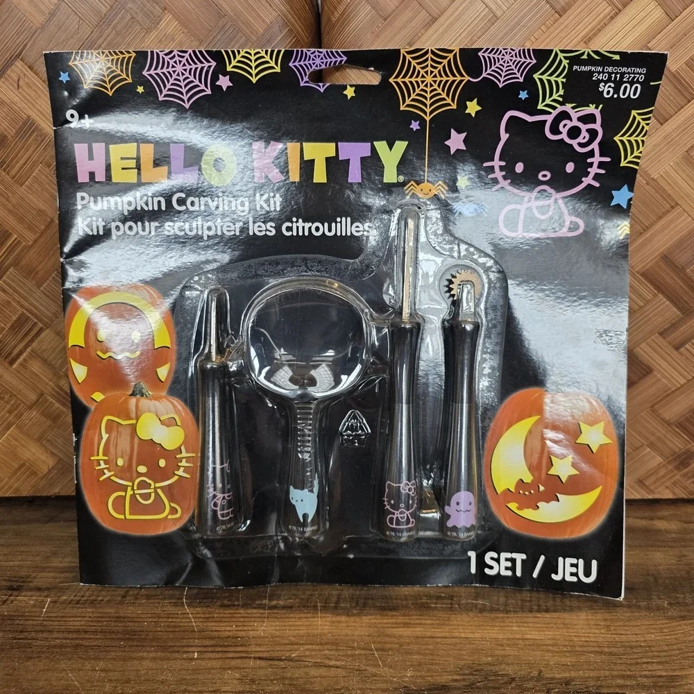 Hello Kitty Pumpkin Carving Kit 1 Set Includes 4 Tools 6 Patterns‎ 1 Bonus