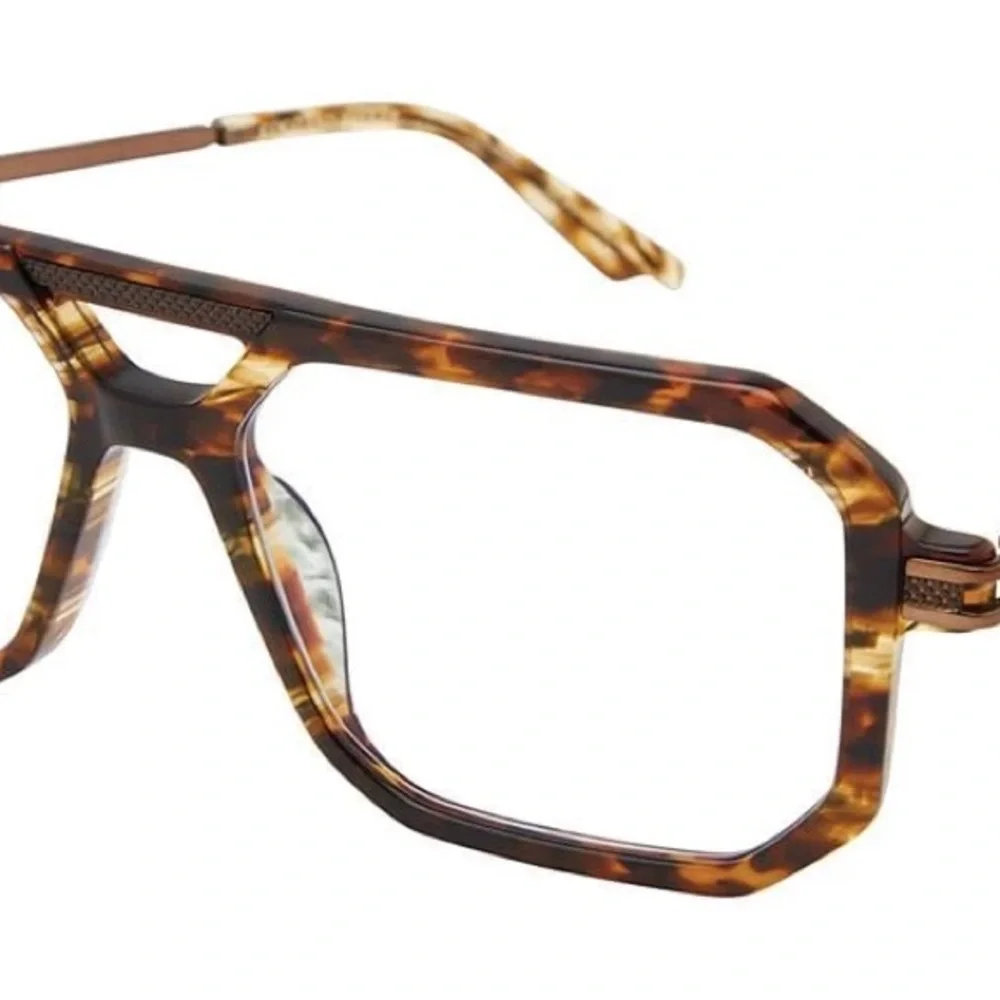 Coco & Breezy brand new