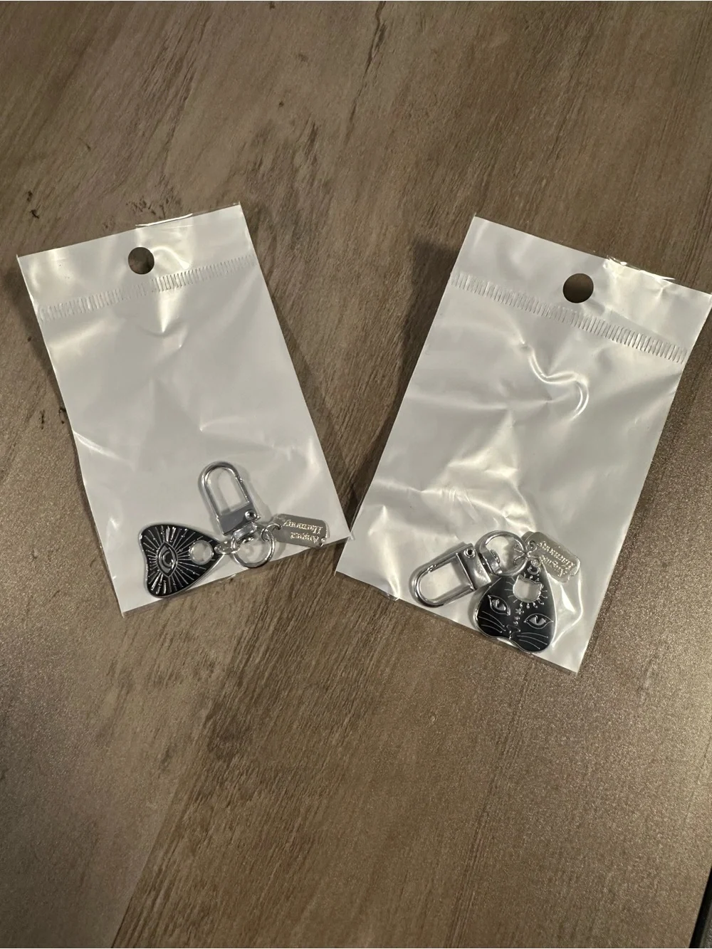 Quija Planchette Keychain Clips x2 New