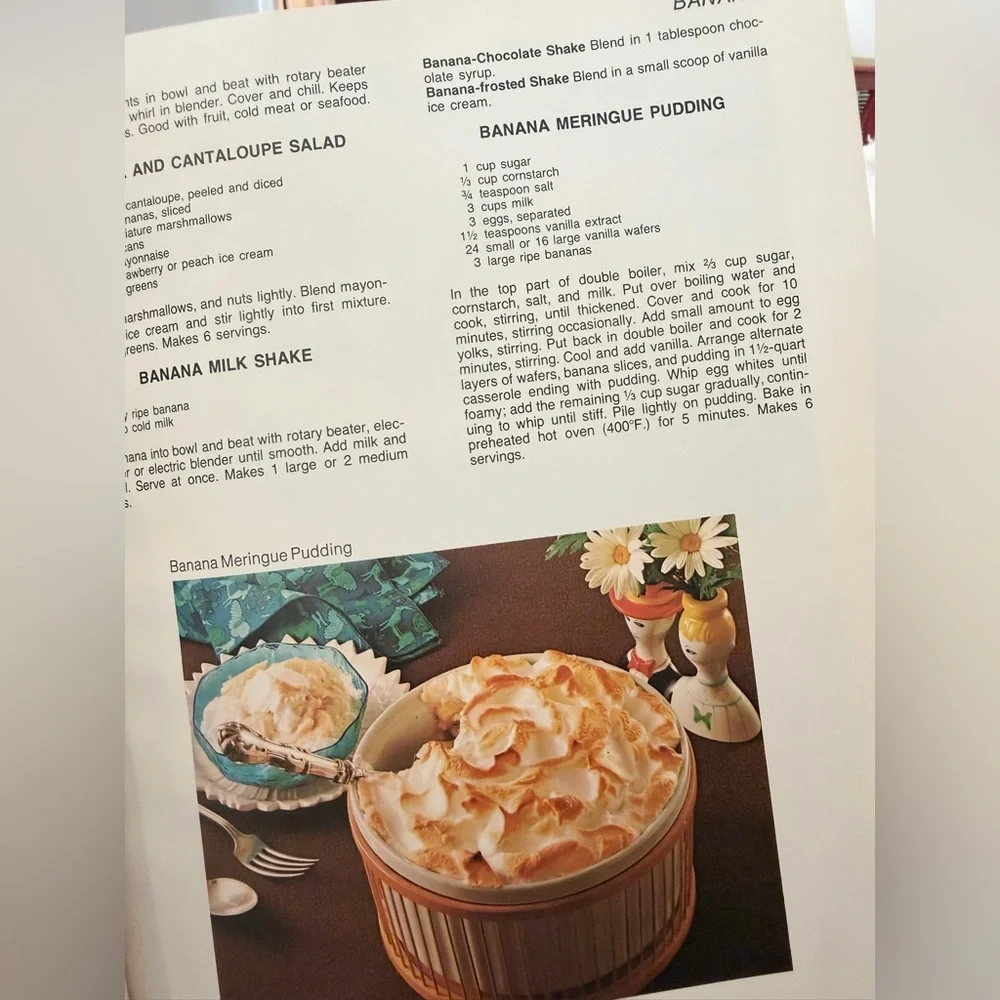 Woman's Day 1979 Encyclopedia of Cookery Cookbook. Volume 2. Vintage. 11”x9”