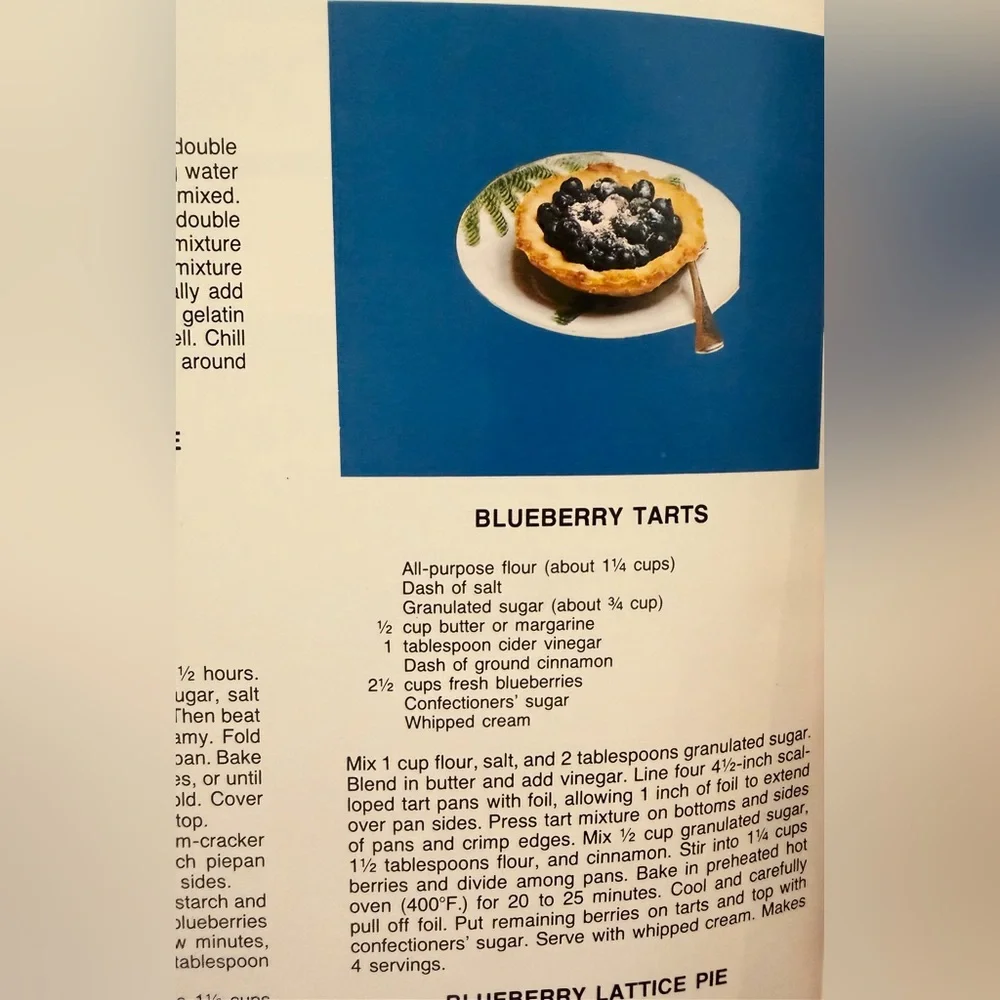 Woman's Day 1979 Encyclopedia of Cookery Cookbook. Volume 2. Vintage. 11”x9”