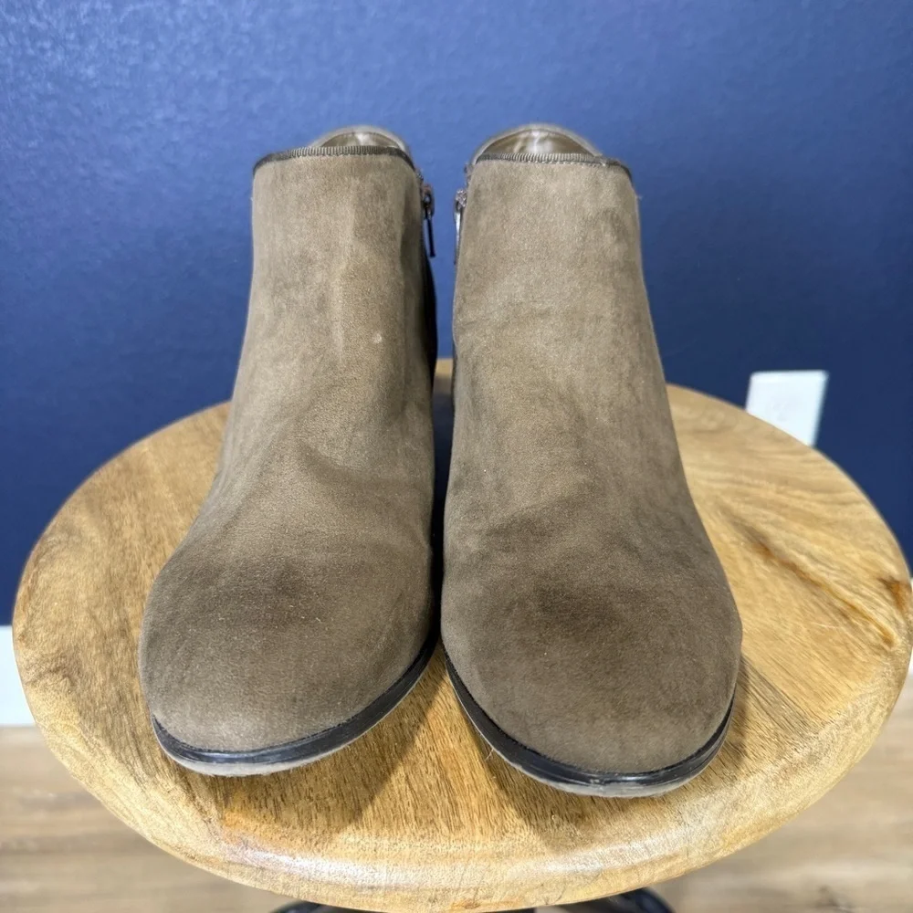 Style & Co. fashioned touch