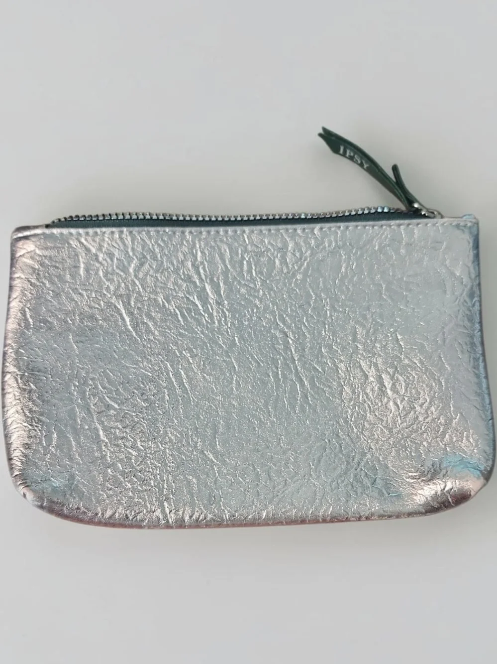 Ipsy Cosmetic Pouch w/ 2 Mystery Items