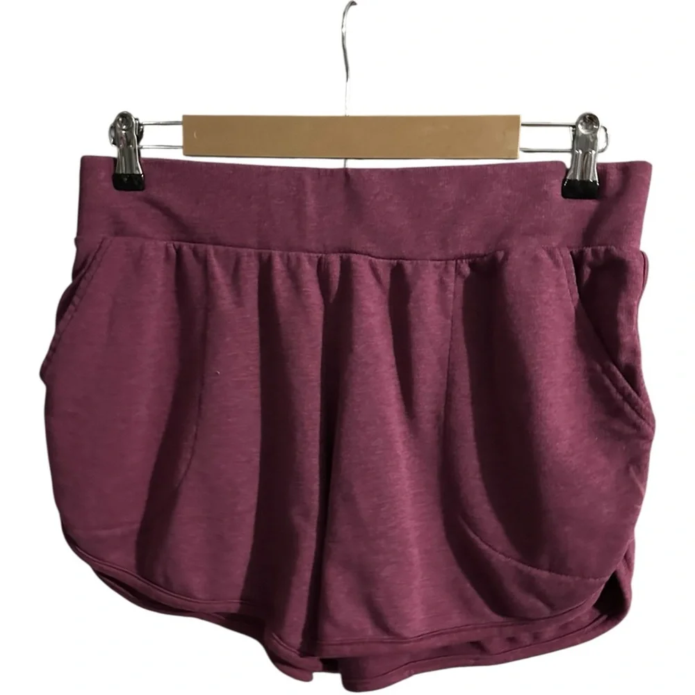 Nike Yoga Shorts Red Large