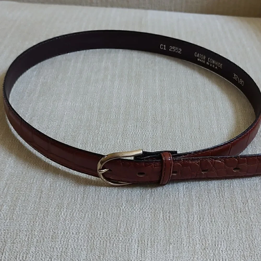 Vintage gator cowhide