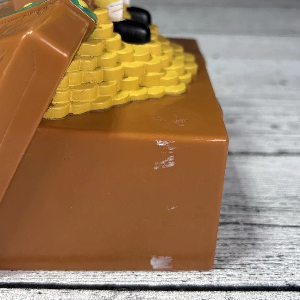 The Unbranded Brand sponge bob