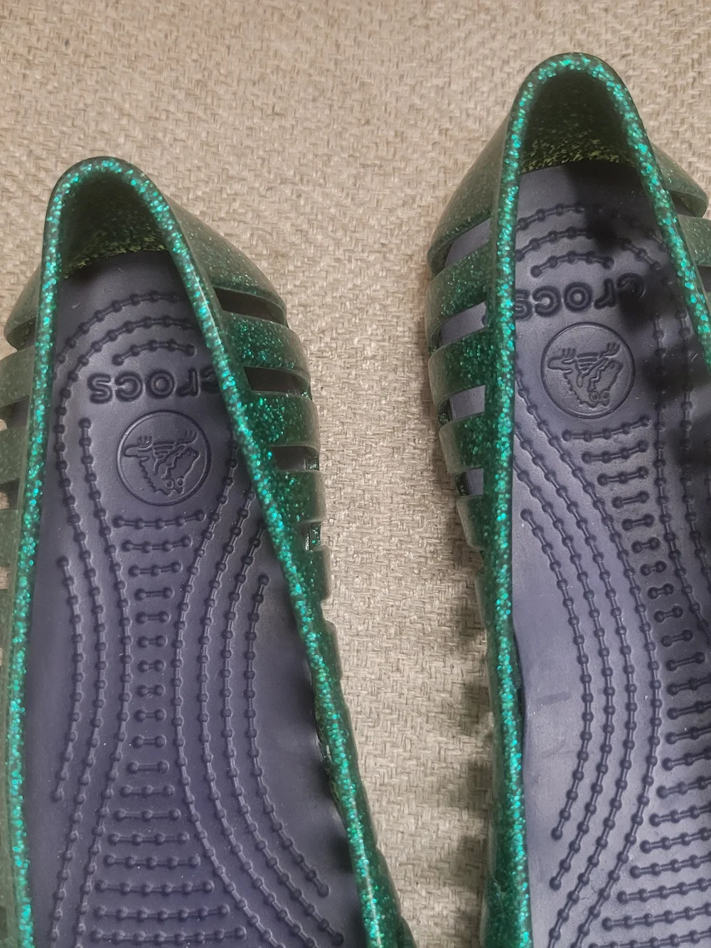 CROCS sparkling green