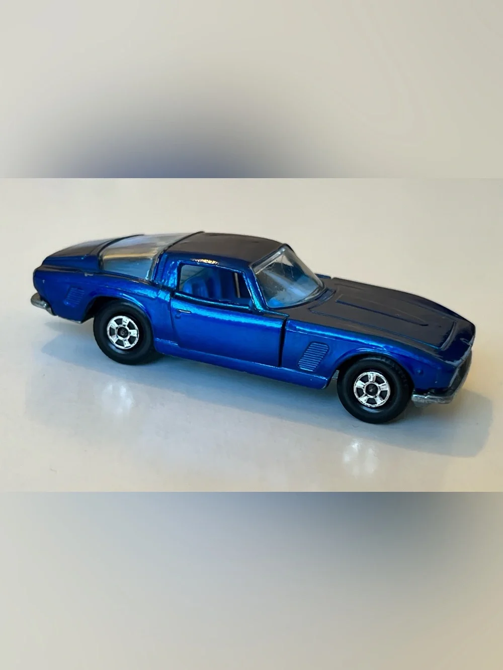 Vintage Matchbox Superfast No. 14 Iso Griffo Metallic Blue Lesney England