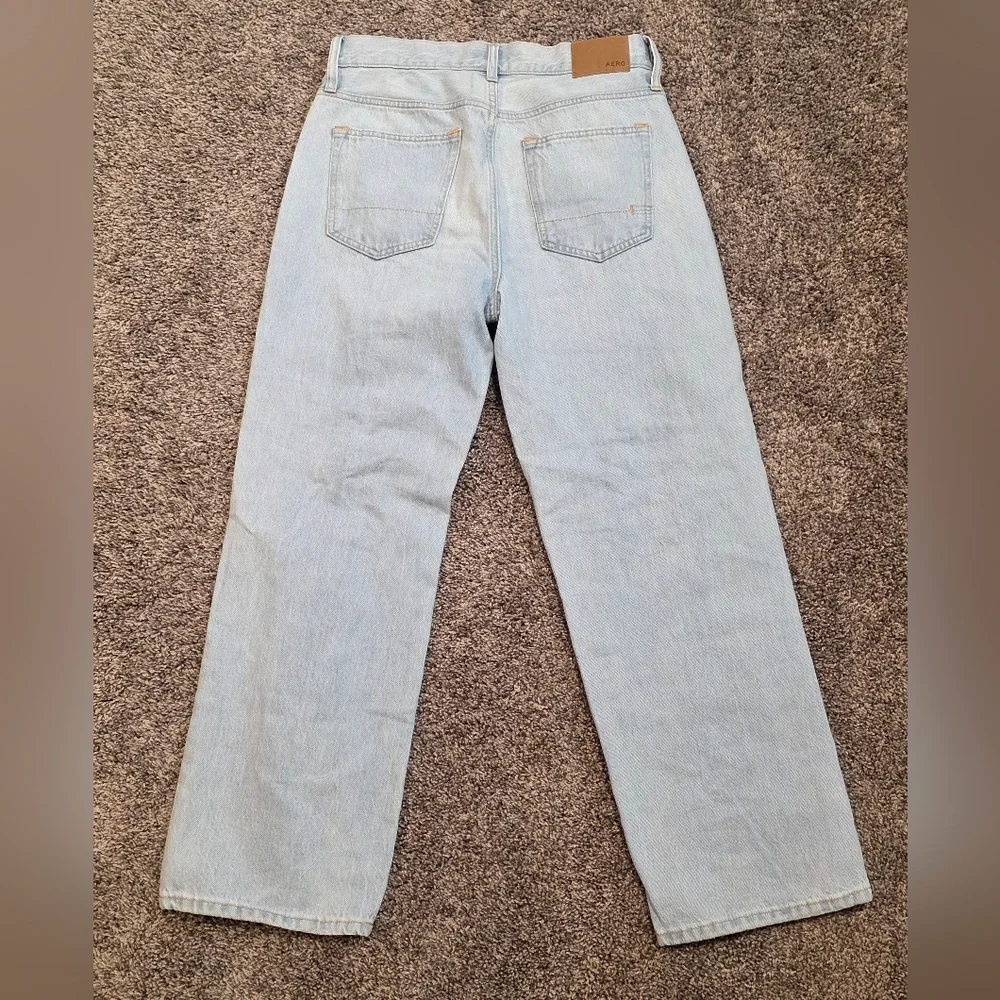Aeropostale Lightwash Straight Leg High-rise Baggy Distressed Jeans Size 29/30