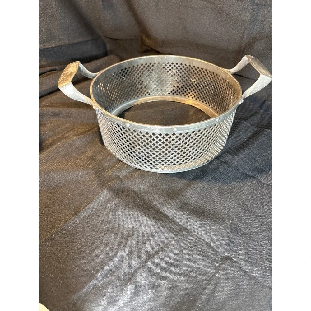 The Unbranded Brand discover antique