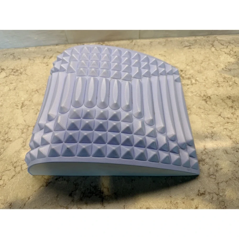 The Unbranded Brand lumbar support