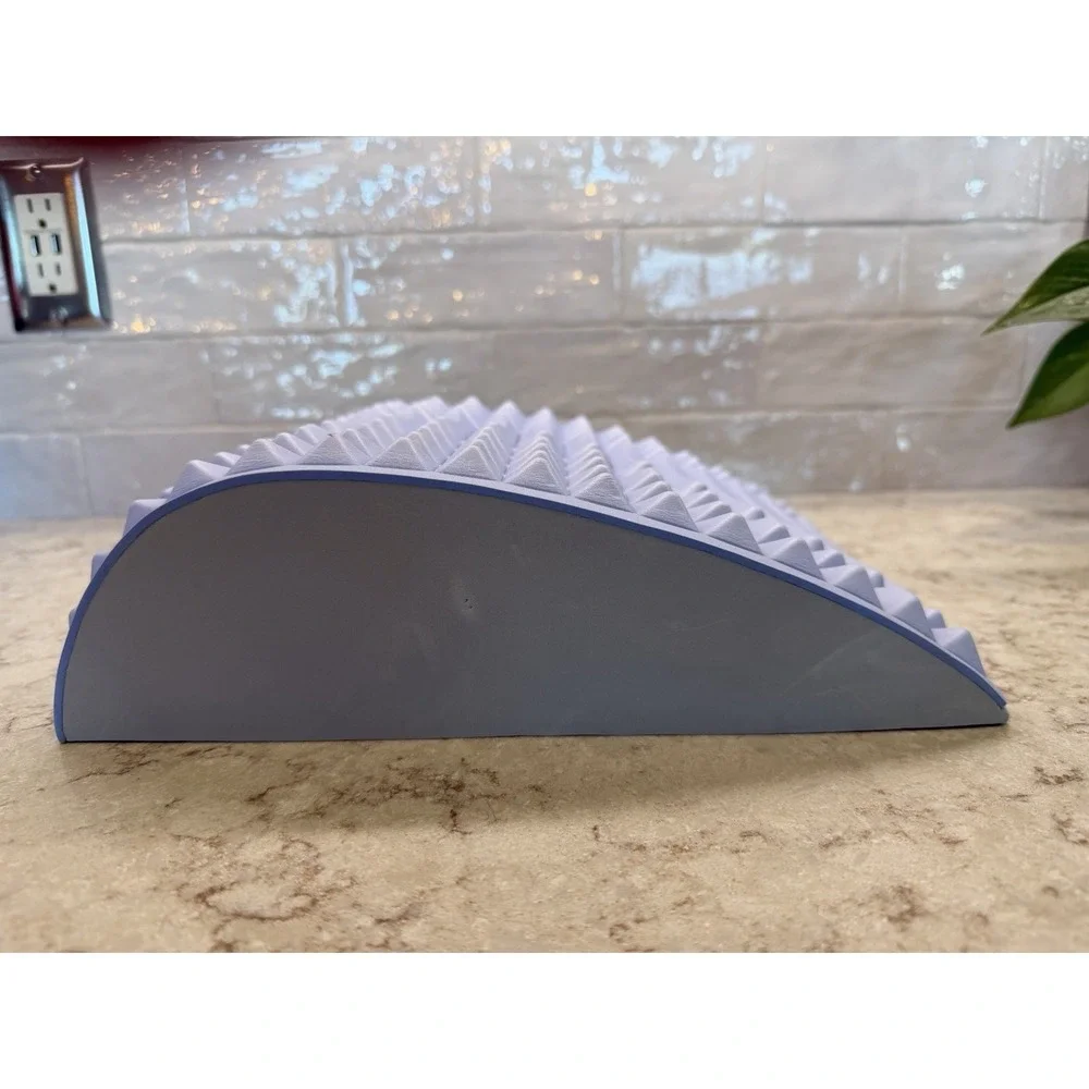 The Unbranded Brand lumbar support