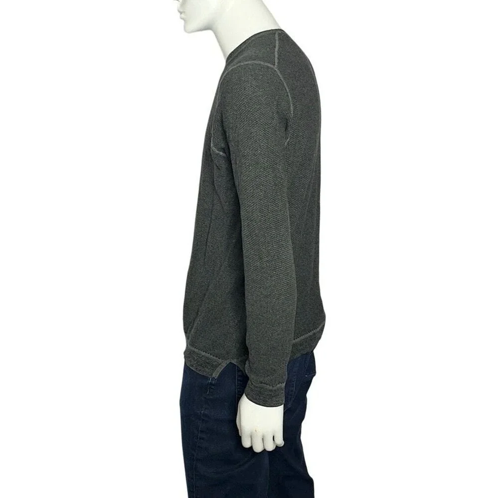 Tommy Bahama embrace relaxed