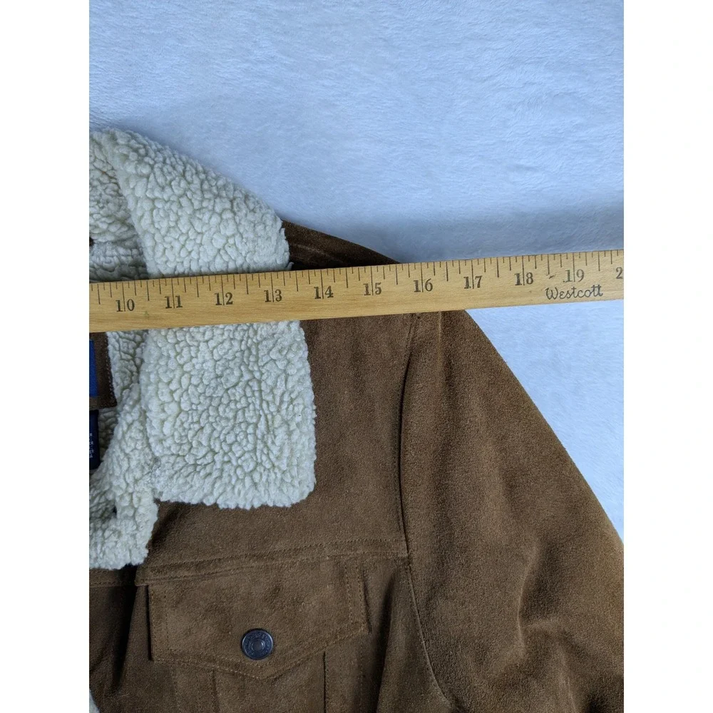 GAP jacket has