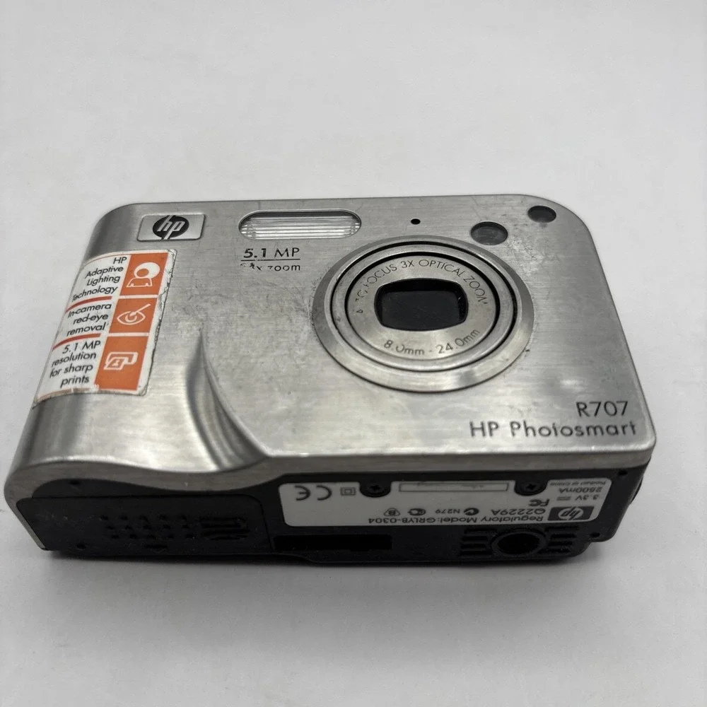 HP Photosmart R707 5.1 MP Digital Camera 3x Optical Zoom - Silver - Tested Works