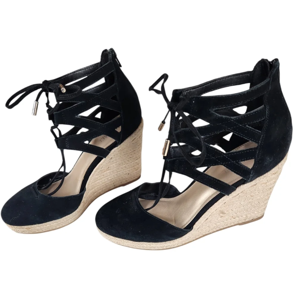 Michael Shannon Shondra Black Suede Espadrilles size 9