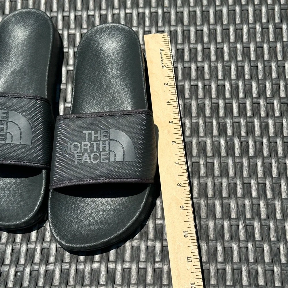 🌹THE NORTH‎ FACE Grey/black Men's Base Camp Slides shoes NWOT