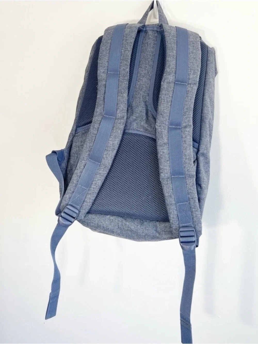 Herschel Supply Company classic top