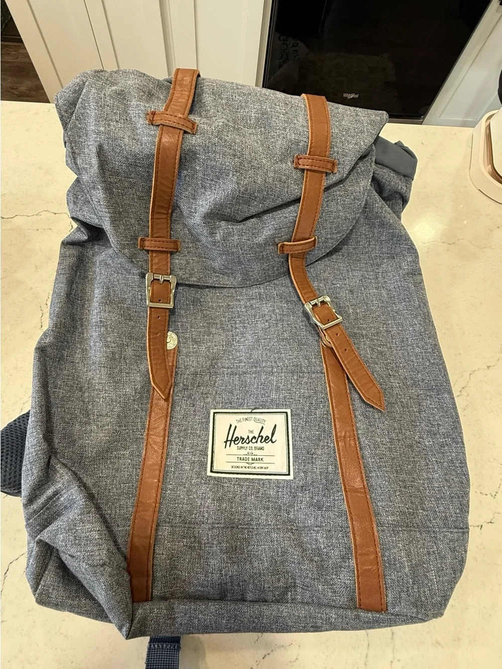 Herschel Supply Company classic top