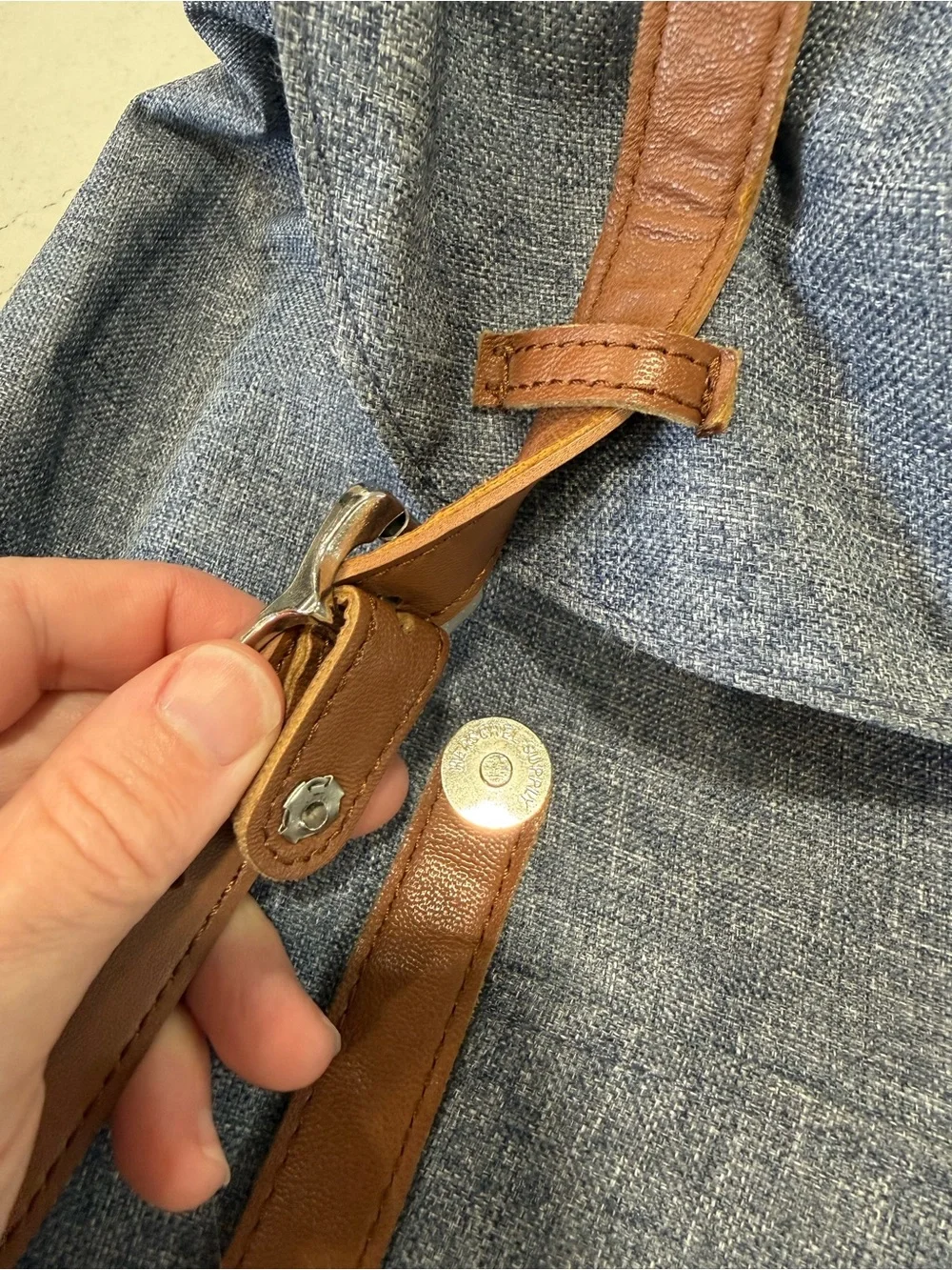 Herschel Supply Company classic top