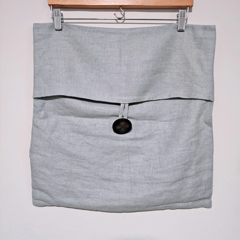 Pottery Barn Linen Pillow Covers Set of 2 Square Light‎ Blue Grey Button 18x18