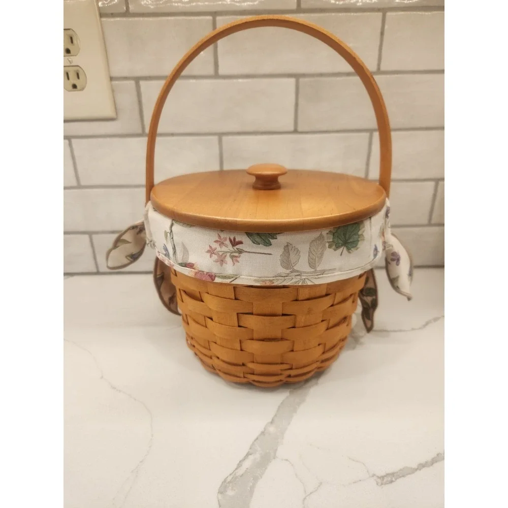 Longaberger Round Basket Garden Splendor Liner & Plastic Liner And Wood Lid 1998