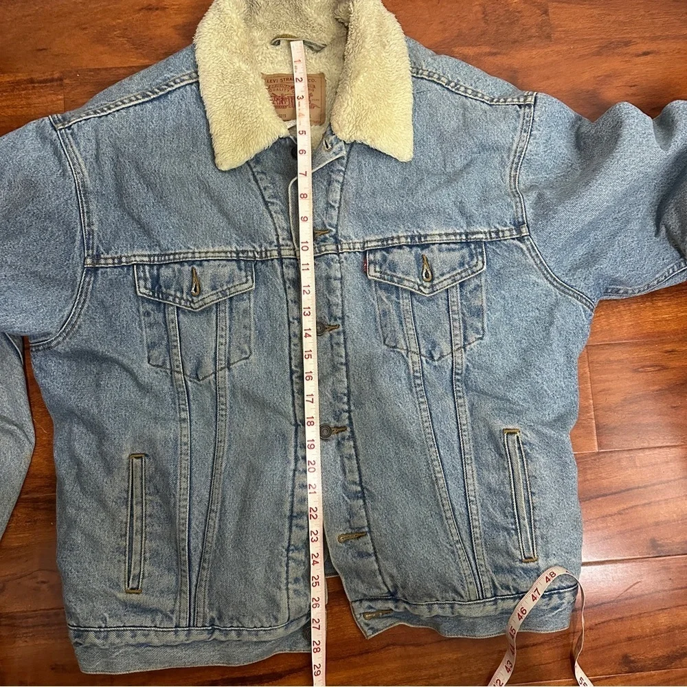 Levis xl stains