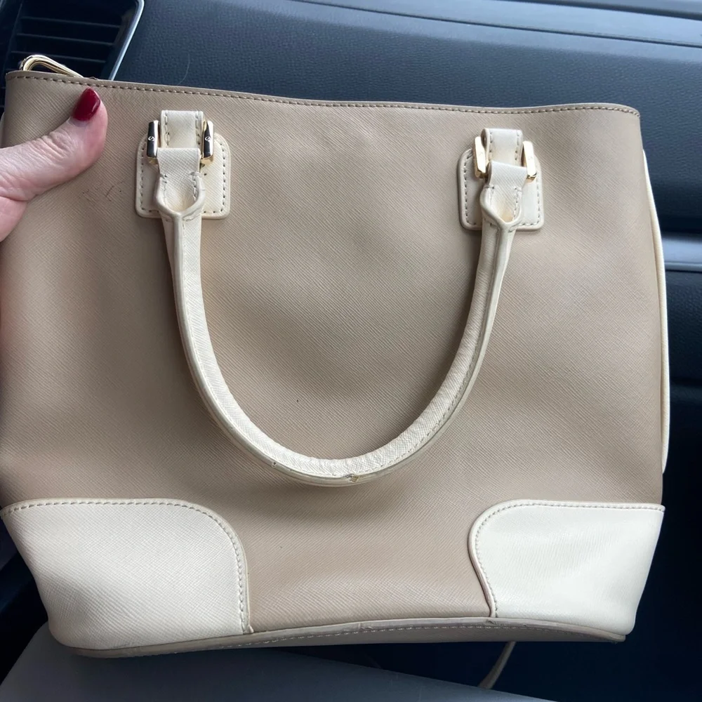 chic tory