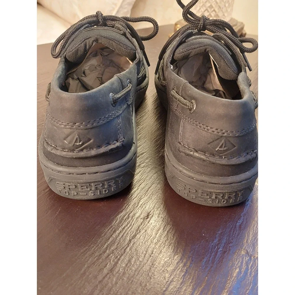 Sperry casual boat