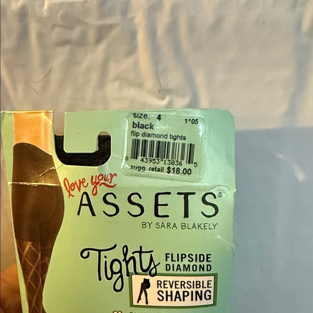 ASSETS by Sara Blakely chic black