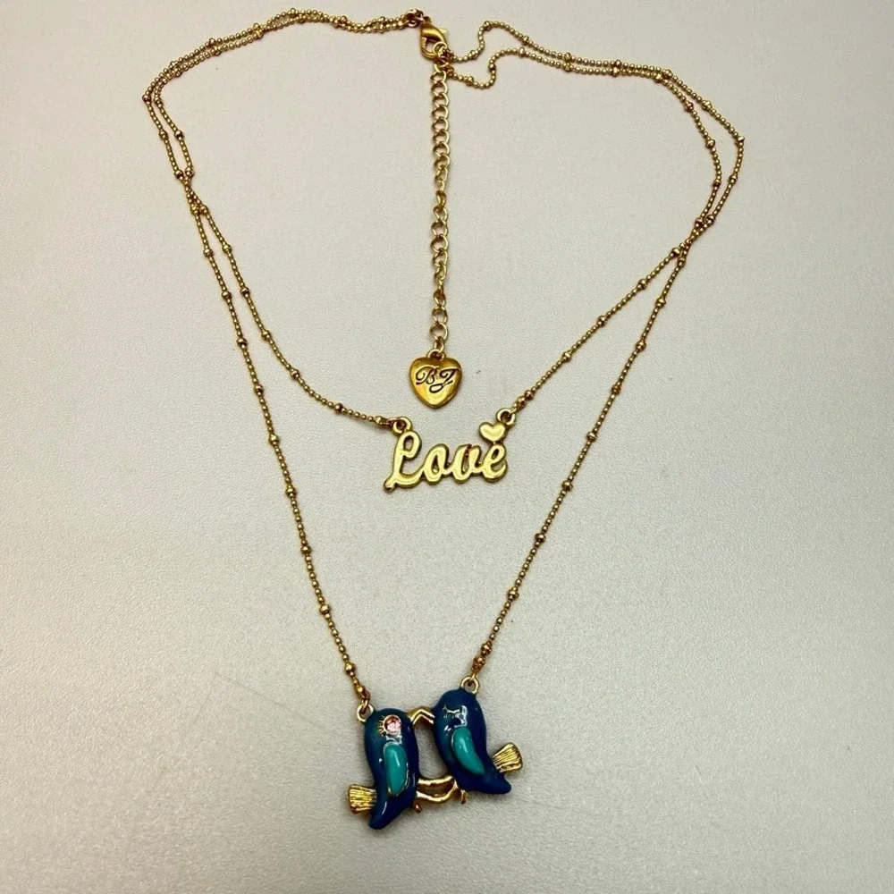 Betsey Johnson betsey johnson