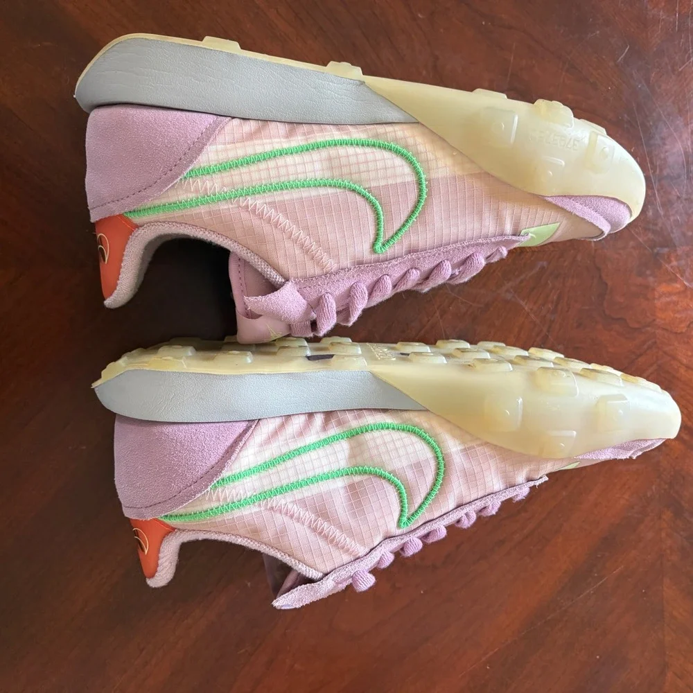 Nike Waffle Racer 2X Womens 8 Arctic Pink‎ Green CK6647-601