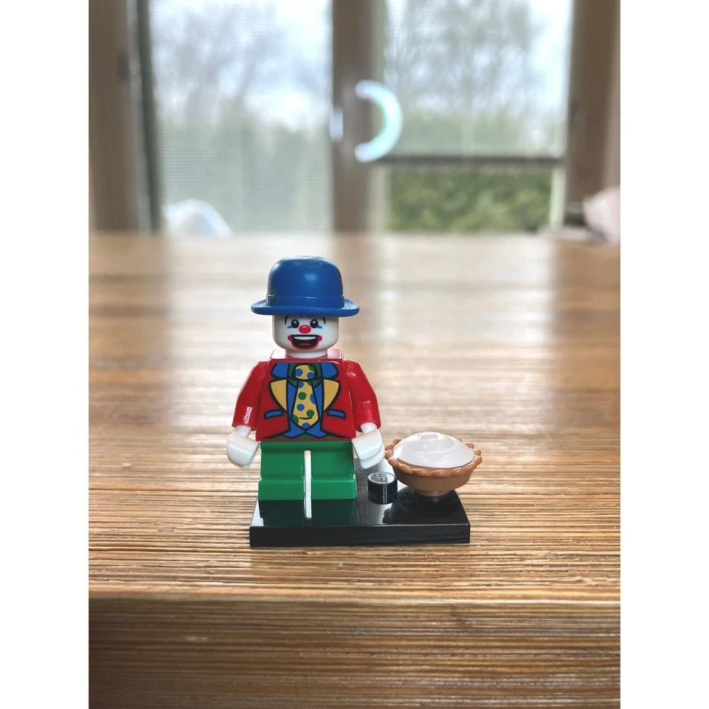 Lego Minifigure Series 5 Small‎ Clown Retired Collectible