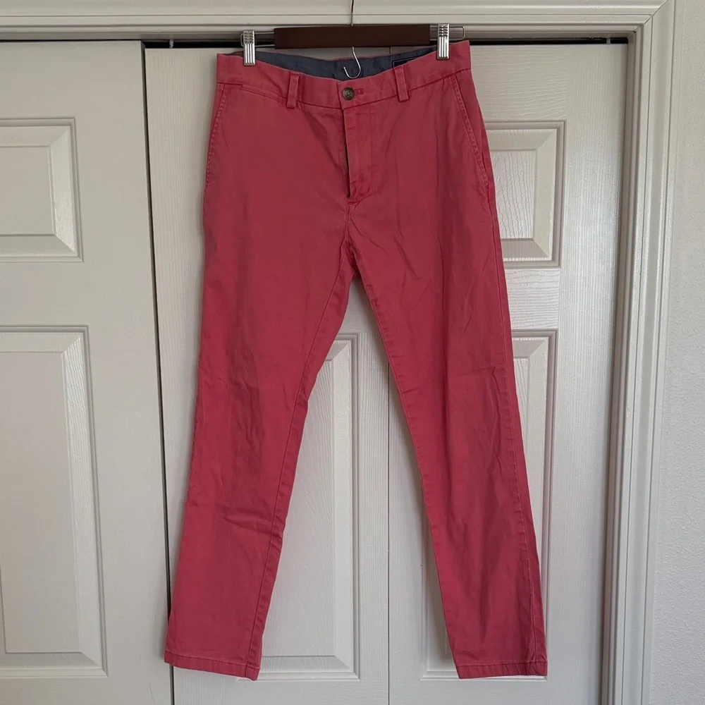 Vineyard Vines men’s chinos