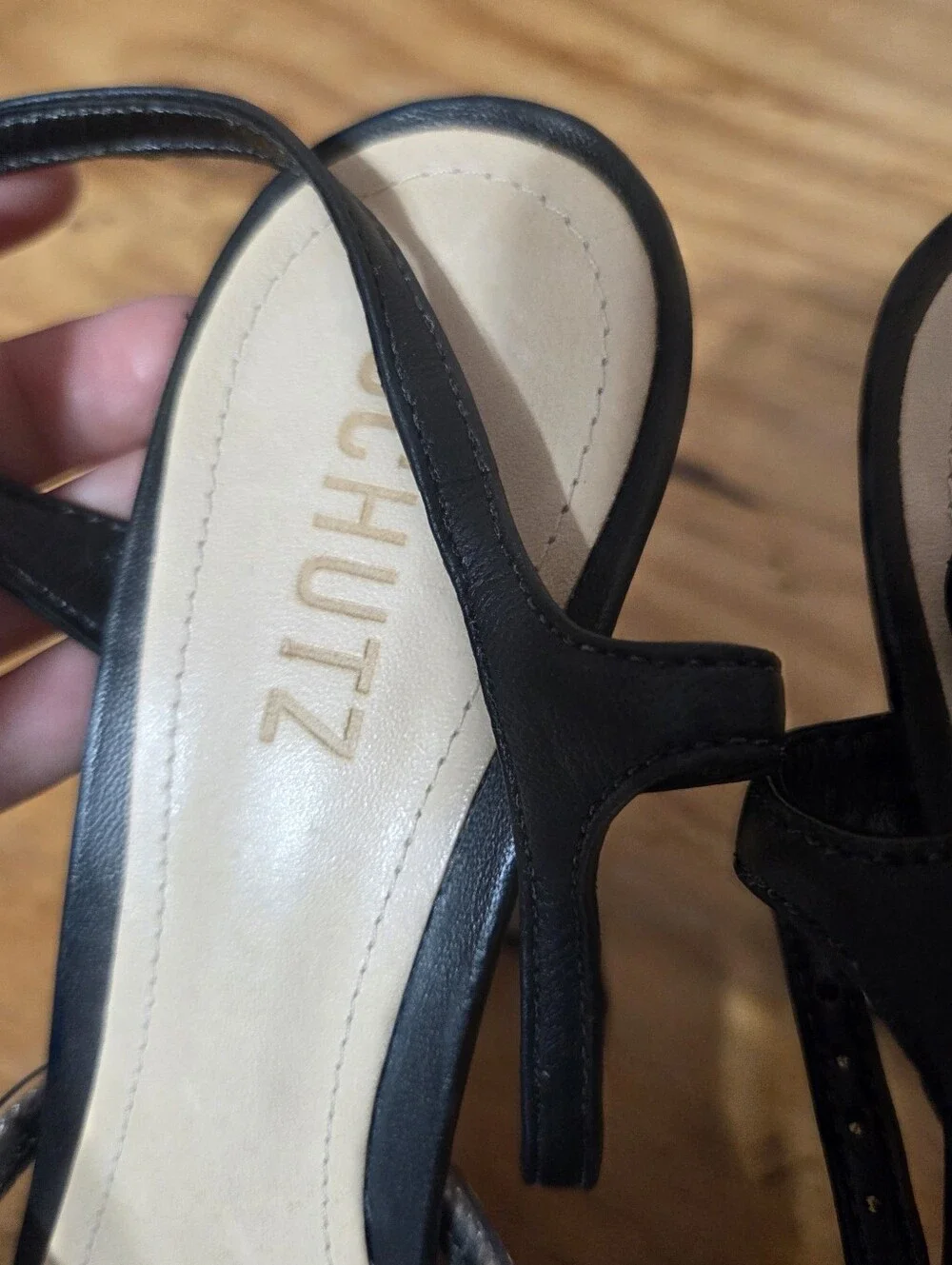 SCHUTZ aileen platform