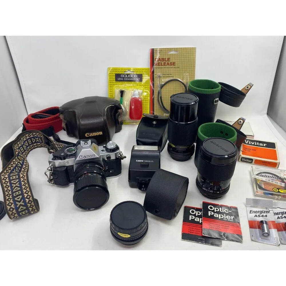 Canon AE-1 35mm Film SLR Camera Kit Lenses‎ Zoom Macro Flash 50mm 28-80 80-200