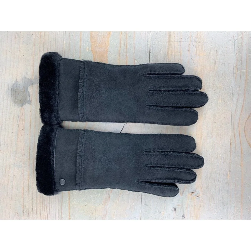 UGG‎ Black Shearling Gloves